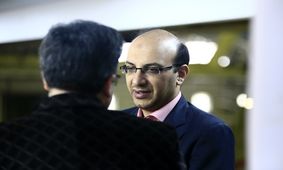 حضور شبانه معاون وزیر ورزش در باشگاه استقلال