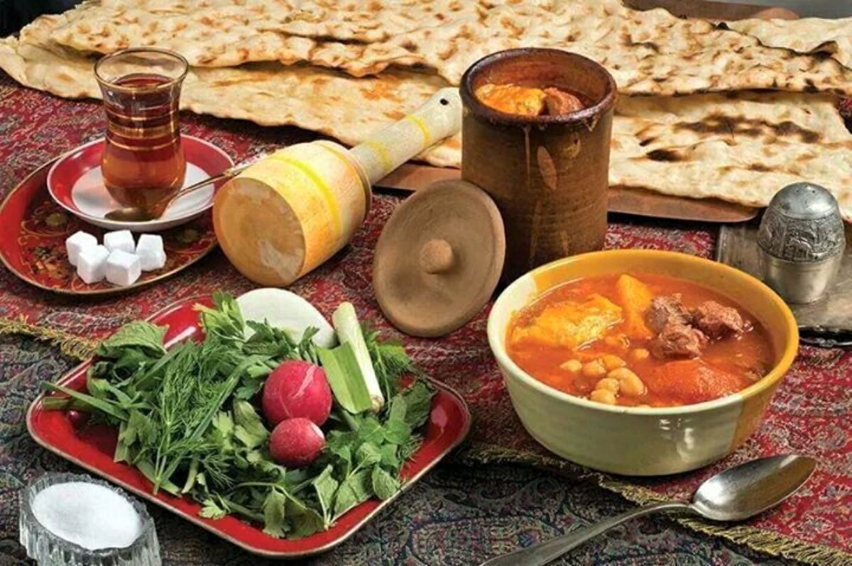 طرز تهیه یخنی نخود/ آبگوشت به سبک شیرازی‌ها