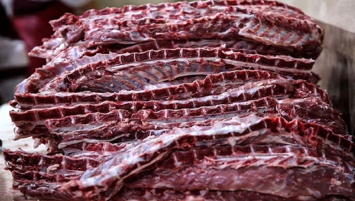 عرضه گوشت گوسفندی به قیمت 115 تا 120 هزار تومان