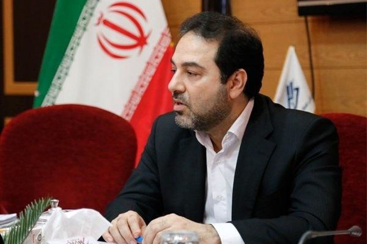 الزام همراه داشتن کارت ملی برای مراجعه به ادارات و حمل و نقل عمومی