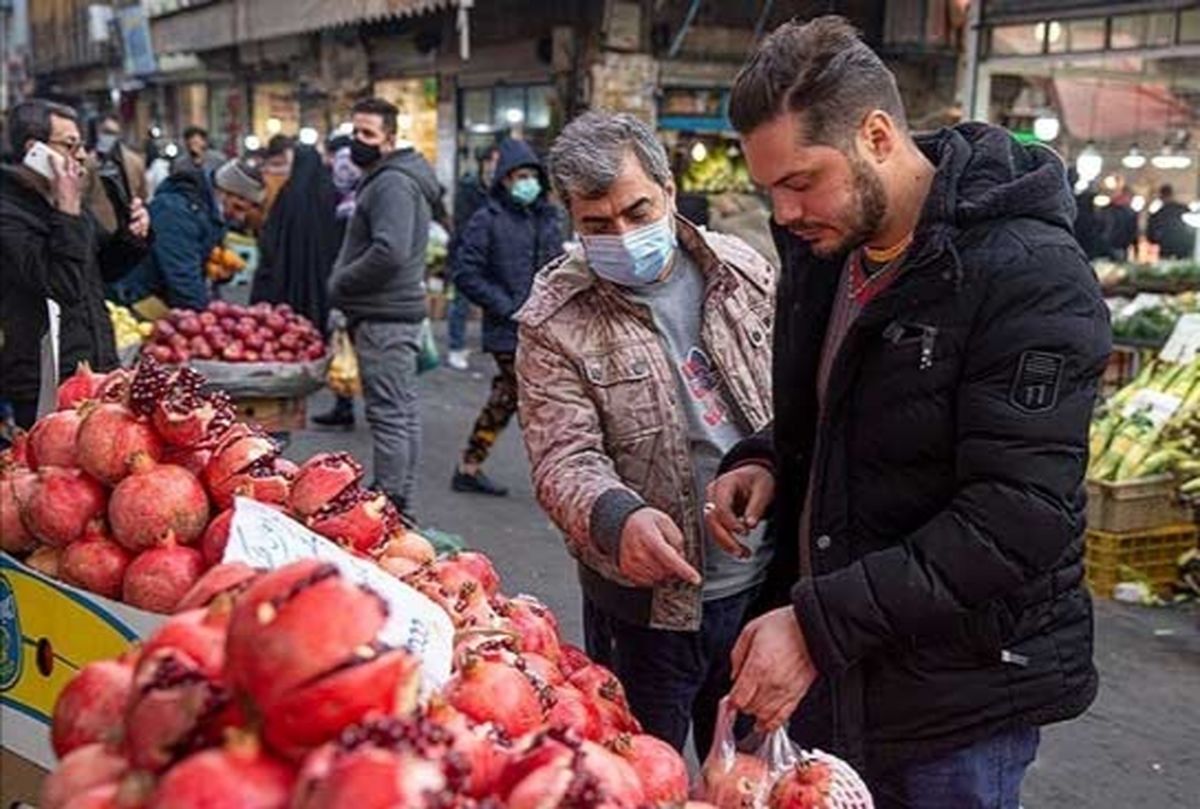 تصاویری از بازار خرید شب یلدا در تهران