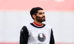 کارت بازی مدافع پرسپولیس صادر شد