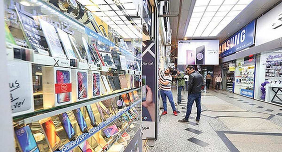 افت قیمت‌ها در بازار موبایل به پایین‌ترین حد در ۶ ماه اخیر