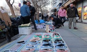 برخورد توهین‌آمیز مامور شهرداری برازجان‌ با جوان دست‌فروش‌