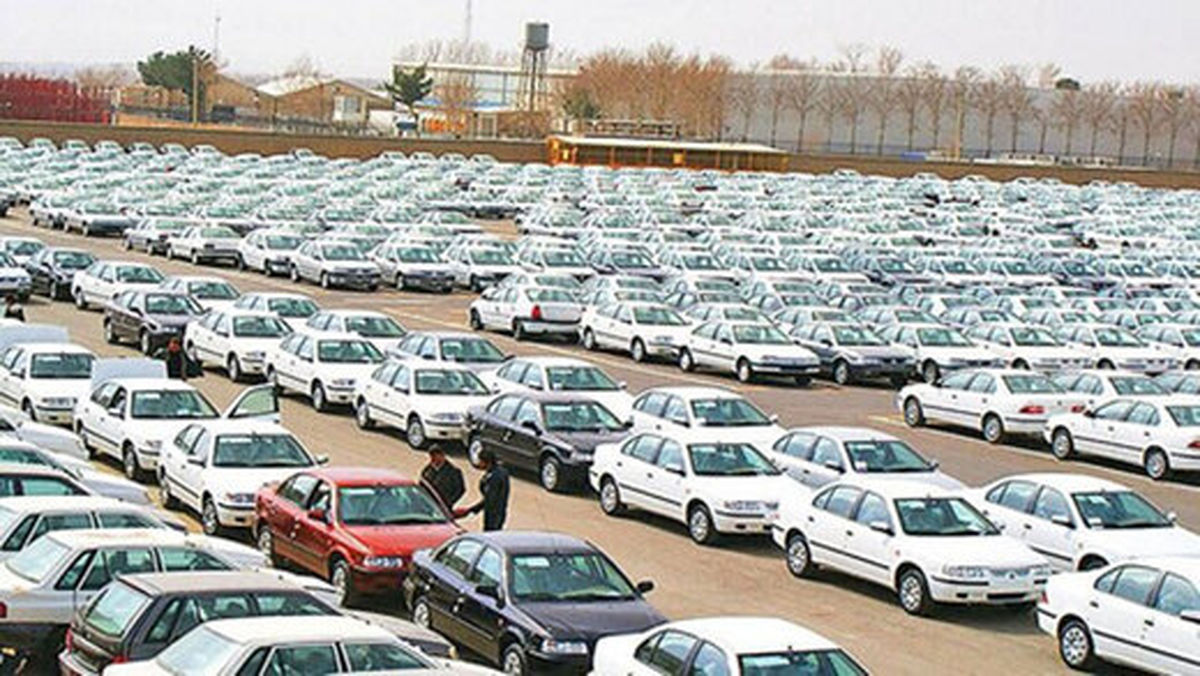 ادامه دار شدن ریزش قیمت خودرو/ حباب در قیمت خودروهای داخلی وجود دارد