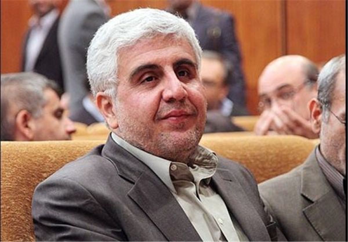 انتخاب جنجالی فرهاد رهبر به عنوان رئیس دانشگاه آزاد / حامی رئیسی، جایگزین میرزاده شد