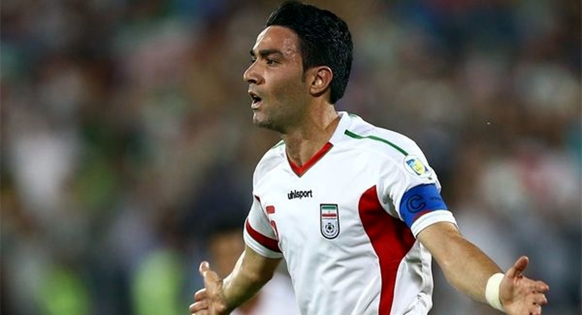 دعوت از نکونام برای تماشای دربی در آلمان