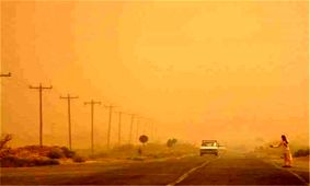 طوفانهای ۱۲۰ روزه همچنان در زابل گردوخاک به ‌پا می‌کند