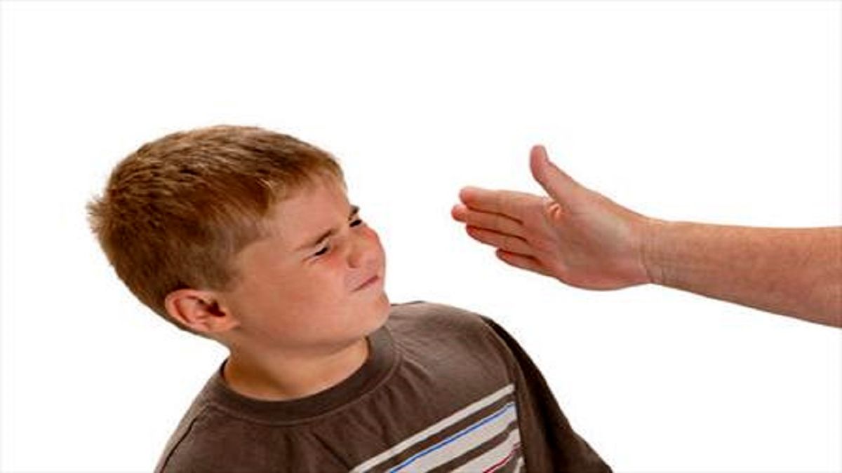کتک زدن کودک و تاثیرات منفی آن بر روی مغز