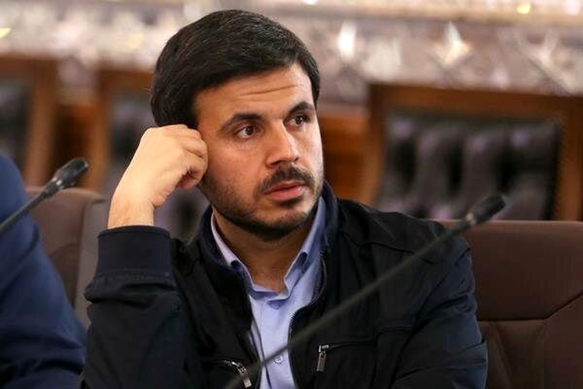 انتقاد عضو هیات رئیسه مجلس از عدم پرداخت حقوق سربازان