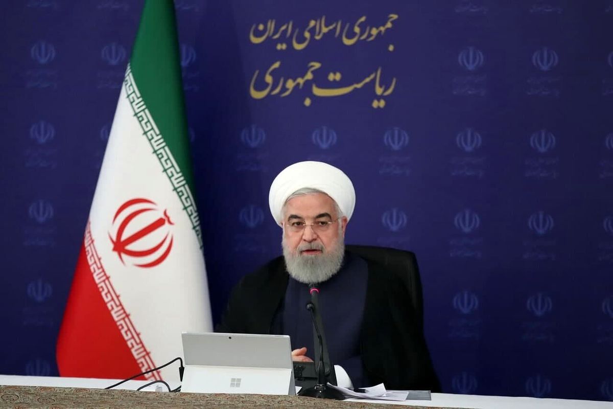 روحانی: به ارتش و سپاه افتخار می‌کنیم