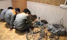 باند سارقان سیم و کابل برق در جیرفت متلاشی شد