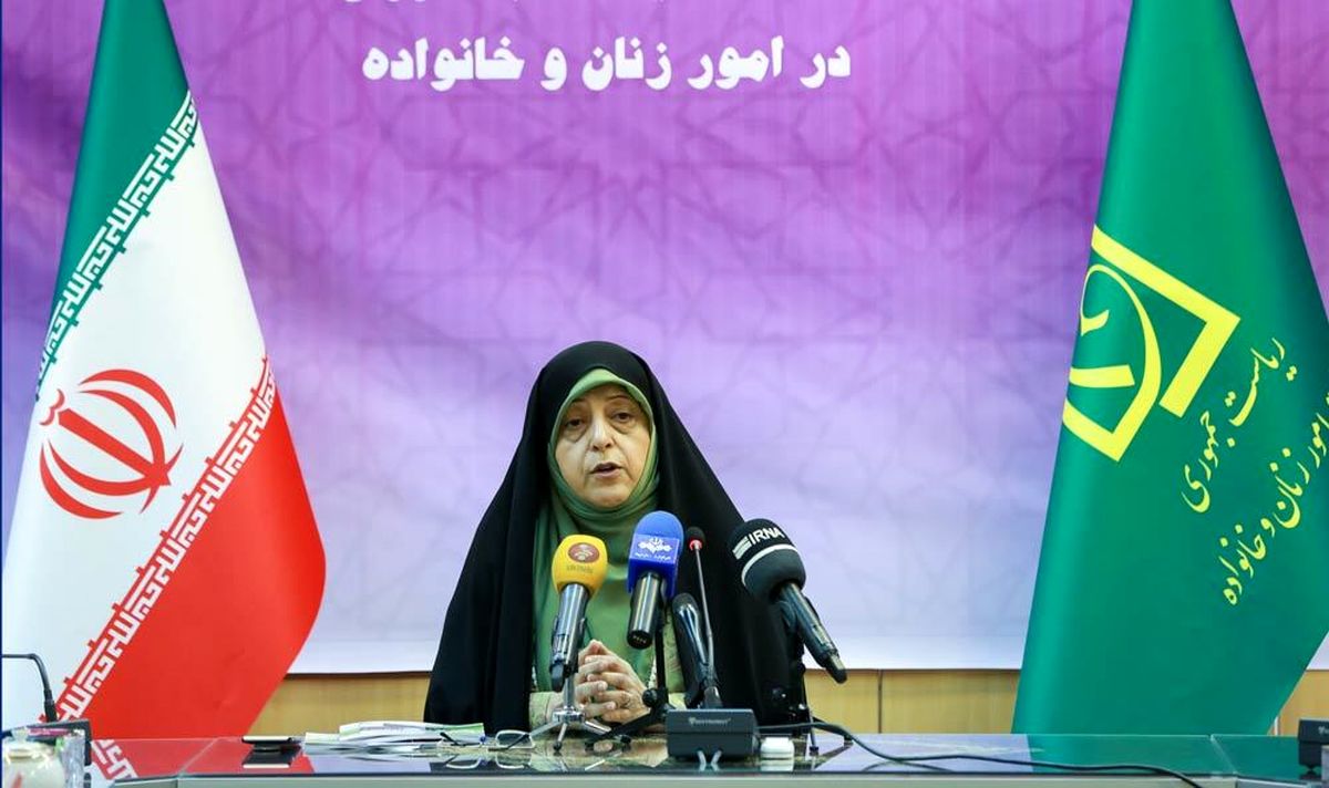 افزایش ۵ برابری مدیران زن در دولت تدبیر و امید