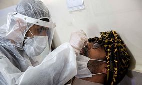 افزایش میزان مراجعه به مراکز منتخب نمونه‌ گیری کرونا در اهواز