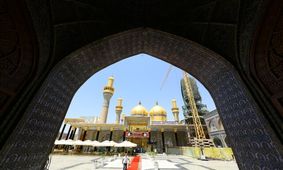 هنرنمایی ایرانی‌ها در حرم پدر و فرزند امام رضا (ع) + عکس