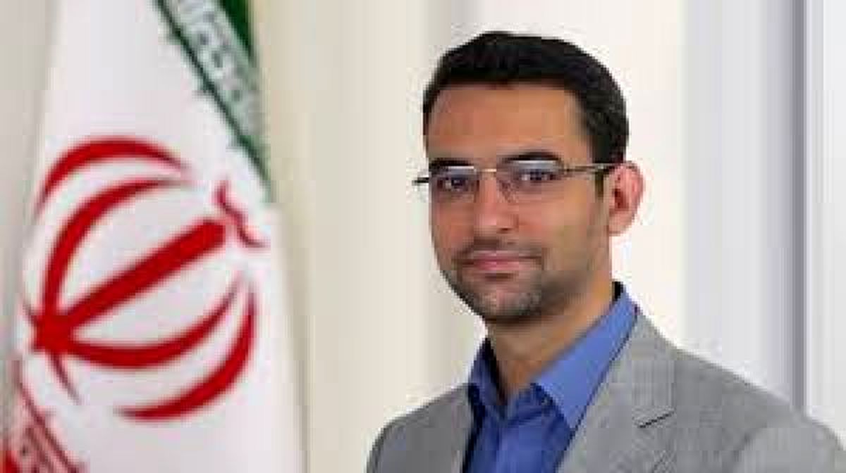 هیچگاه خلاف نظر رهبری عمل نخواهم کرد