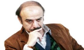 احمد آرام: نویسنده نباید به مسائل سیاسی بی‌اعتنا باشد