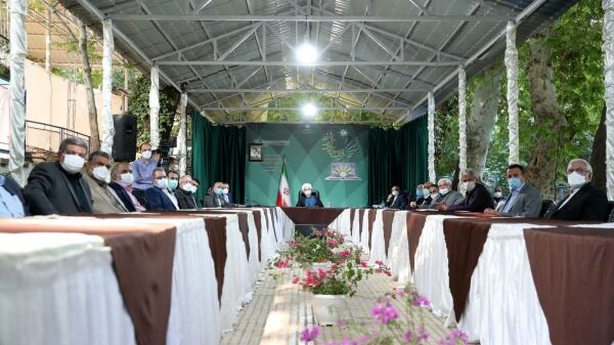 بخش بزرگی از فراز و نشیب ها در ۸ سال گذشته خارج از اختیار دولت بود