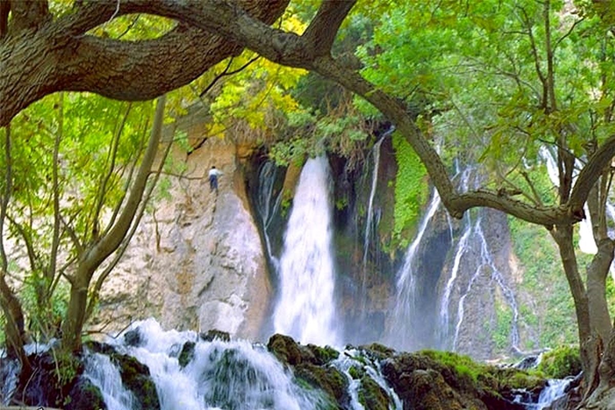 آبشار لندی زیباترین جاذبه گردشگری چهارمحال و بختیاری
