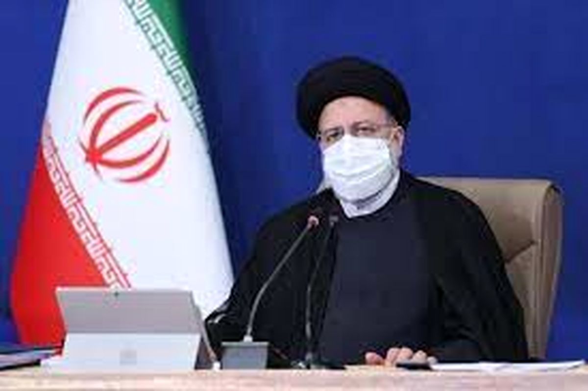 کیهان: فعلا منتظر کاهش تورم در دولت رئیسی نباشید