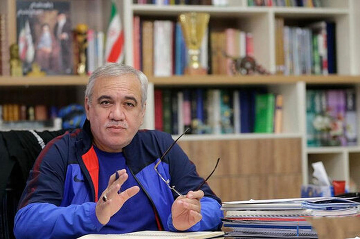 دیدار فتح الله‌زاده با آجورلو در باشگاه استقلال/ عکس
