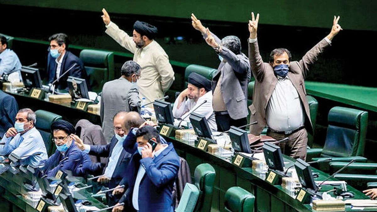 کار تصویب طرح صیانت از فضای مجازی با تعیین اعضای کمیسیون تمام است؟