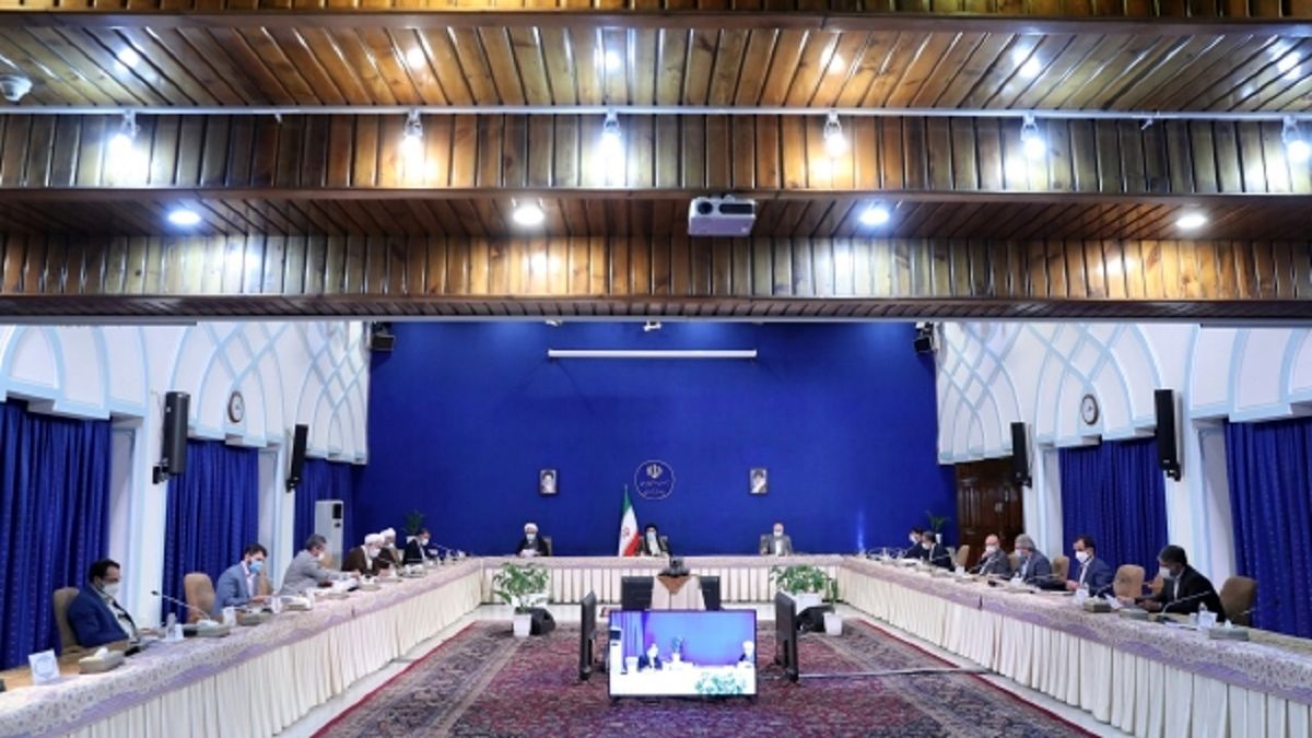 جلسه شورای عالی هماهنگی اقتصادی سران قوا برگزار شد/ تصمیم گیری درباره اصلاح ساختار بازار خودرو