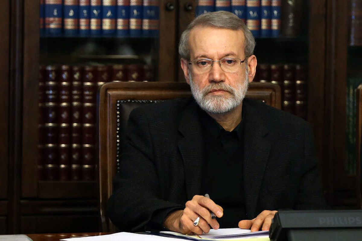 تحلیل سعید آجورلو از دلایل نامه نگاری لاریجانی با شورای نگهبان/ لاریجانی به دنبال بازسازی هویتی است
