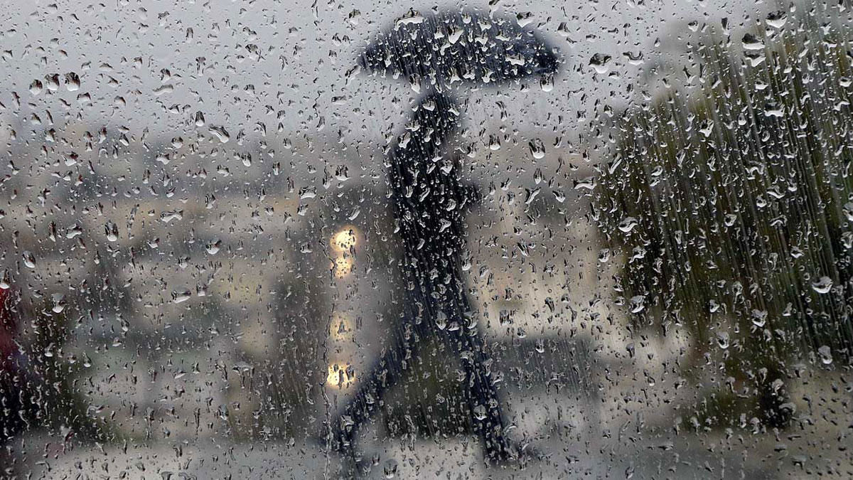 بارش باران در ۸ استان/ آلودگی هوا در کلان شهرها