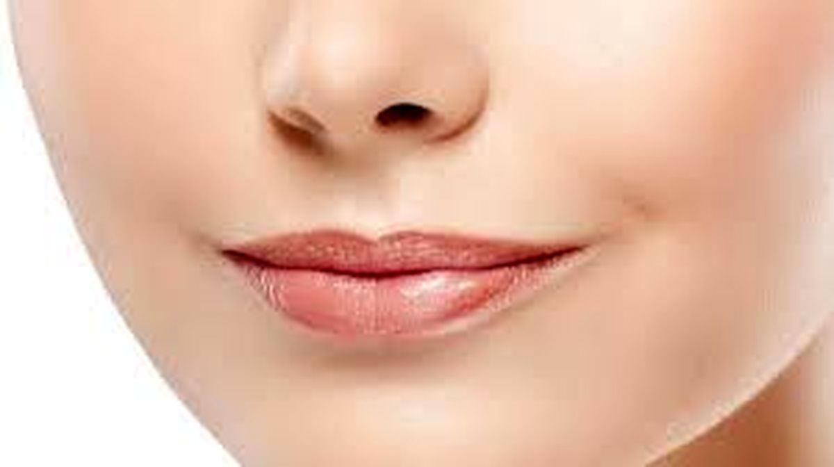 کوچک کردن لب ها با روش جراحی و غیرجراحی