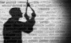 خودکشی یک معلم ریاضی در فارس به دلیل مشکلات مالی