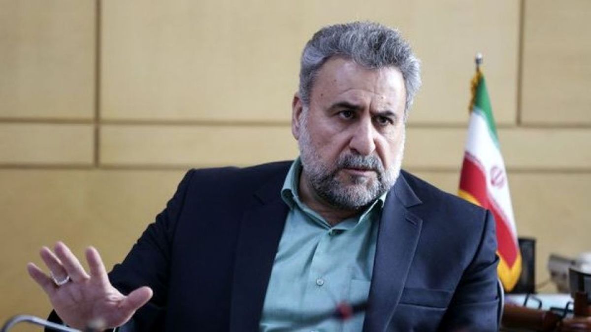 روایت فلاحت‌پیشه از جلسه مهم با مدیران بانکی کشور درباره FATF/ رئیسی پیوستن به گروه «بریکس» را دنبال کند