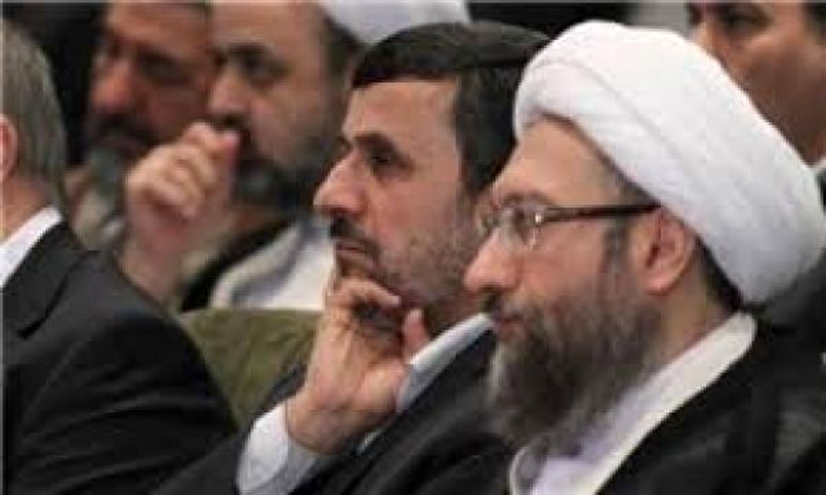 احمدی نژاد خطاب به قوه قضاییه: نابسامانی در قوه قضاییه عمیق است