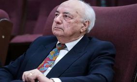 ایران و آمریکا مشتاق ادامه جنگ هستند/ مقامات جمهوری اسلامی ایران فکر می‌کنند ما پیروز هستیم و جنگ را تا آخر ادامه می‌دهند