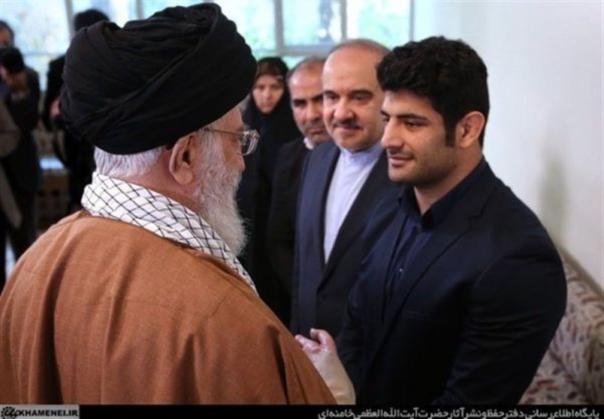 کریمی: خیلی خوشحالم که مورد تفقد رهبری قرار گرفتم