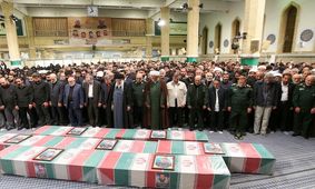 رهبر انقلاب: به برکت شهادت سردار زاهدی عظمت جمهوری اسلامی ایران ظاهر شد

