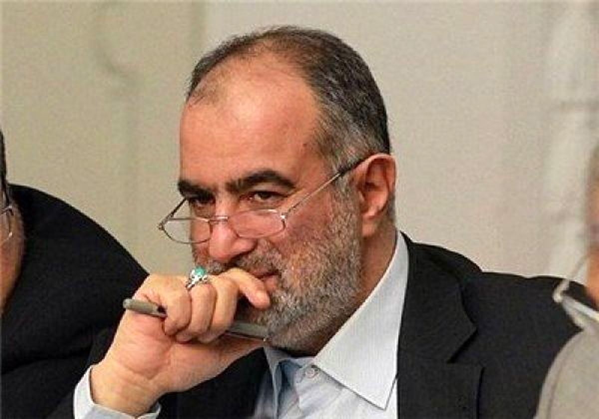 استقبال آشنا از حضور ابوترابی فرد در نماز جمعه تهران