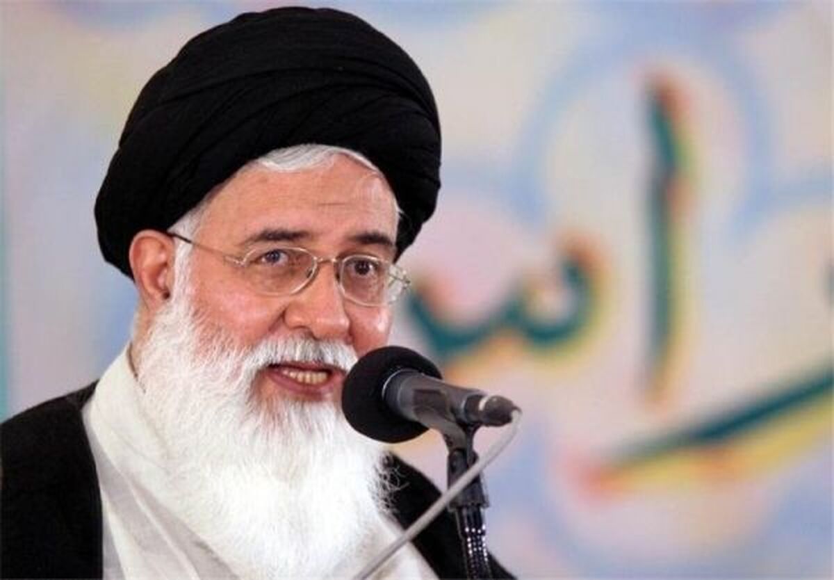 انتقاد شدید علم الهدی از روحانی/در روزحمایت از نظام، مردم را به رفراندوم دعوت می‎کنید؟