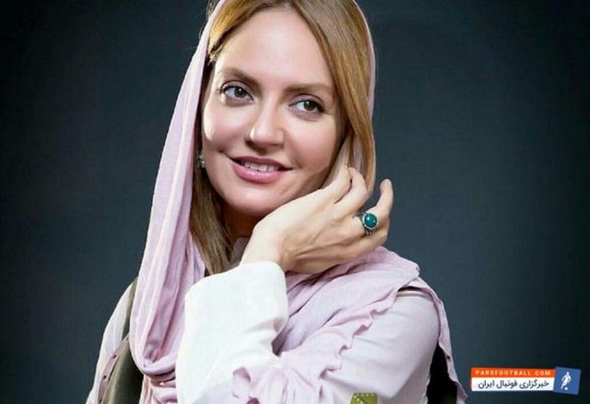 تبریک به بانوان فوتسالیست به سبک مهناز افشار