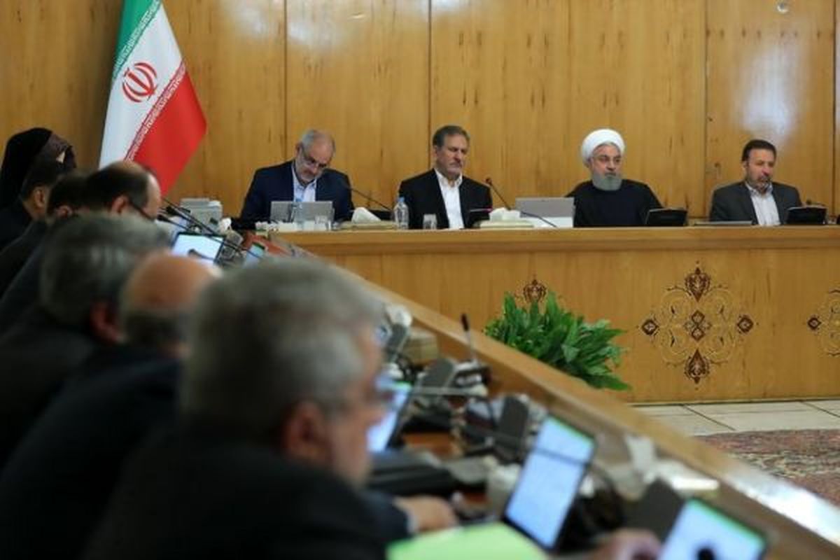 تغییر مبنای گزارشگرات ارزی دولت از یورو به دلار