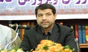 کرسی‌های آزاد اندیشی در مدارس کاشان در اولویت قرار بگیرد