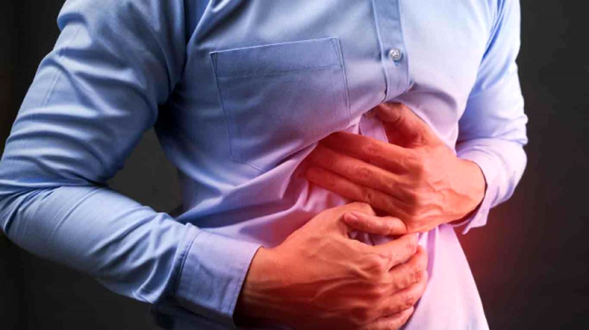 آیا مبتلایان به زخم معده می‌توانند روزه بگیرند؟