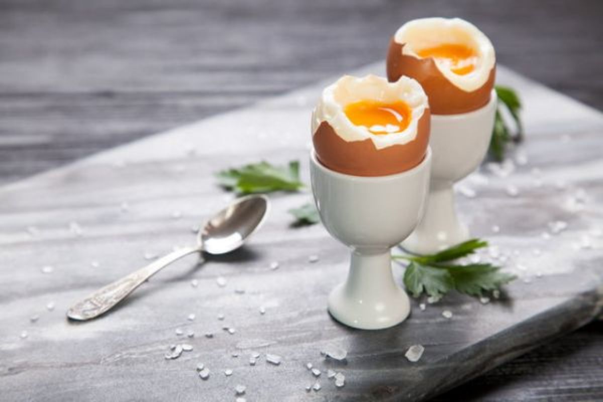 با خوردن یک عدد تخم مرغ در بدن چه اتفاقی در بدنتان می‌افتد؟