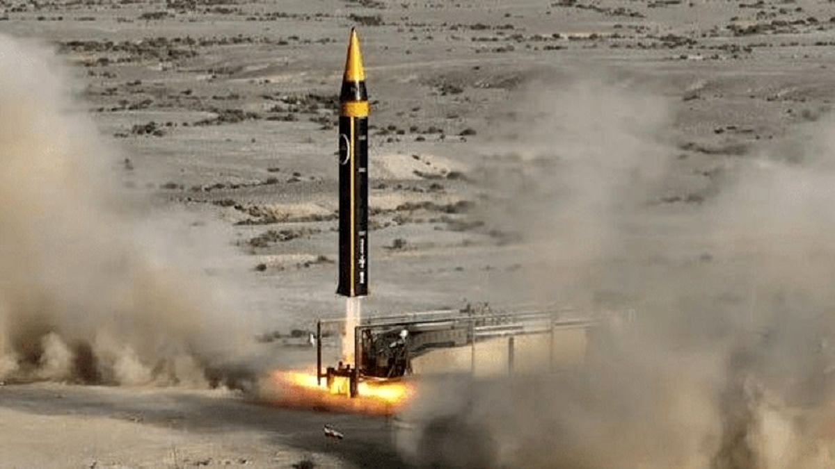 ایران چون پهناور است، برای حتی دفاع و نه حمله باید برد موشک هایش تا ۳۳۰۰ کیلومتر باشد/ خدا نکند اتفاق بیفتد اما فرقی نمی کند تاج حکومت کند در پاستور یا عمامه، ایران سرزمینی است شبه قاره و پهناور و دفاع از آن قابل چانه زنی نیست/ ویدئو