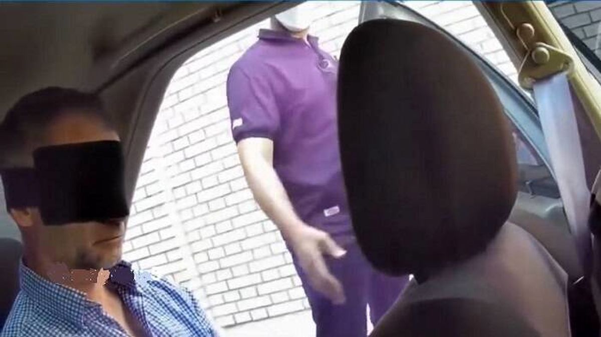  معاون سفیر انگلیس بازداشت، اما بعد از تفهیم اتهام آزاد و از کشور اخراج شد

