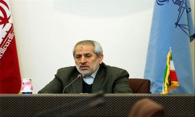 شباهت‌ دوره‌های ارزی دولت‌های احمدی‌نژاد و روحانی/ دلیل بی‌نتیجه ماندن محاکمه دلالان ارزی