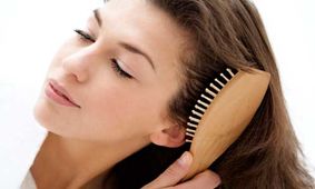 اشتباهاتی که در برس زدن موها مرتکب می شویم