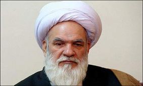 مشی و سلوک امام رضا(ع) باید در جامعه ایران پیاده شود/ از ائمه اطهار غافل نشویم