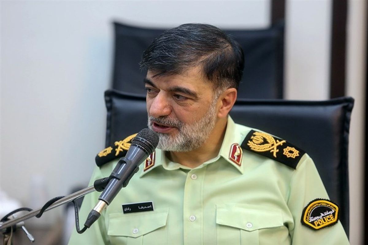 سردار رادان: چشم مردم وقتی به بی‌حیایی عادت کند، آرام آرام غیرت گرفته می‌شود