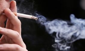 تنفس دود سیگار ریسک ابتلا به آرتروز را افزایش می دهد